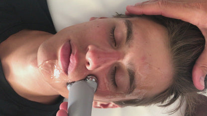 PureLift Pro - Gesichtsform- und Tonisierungsgerät